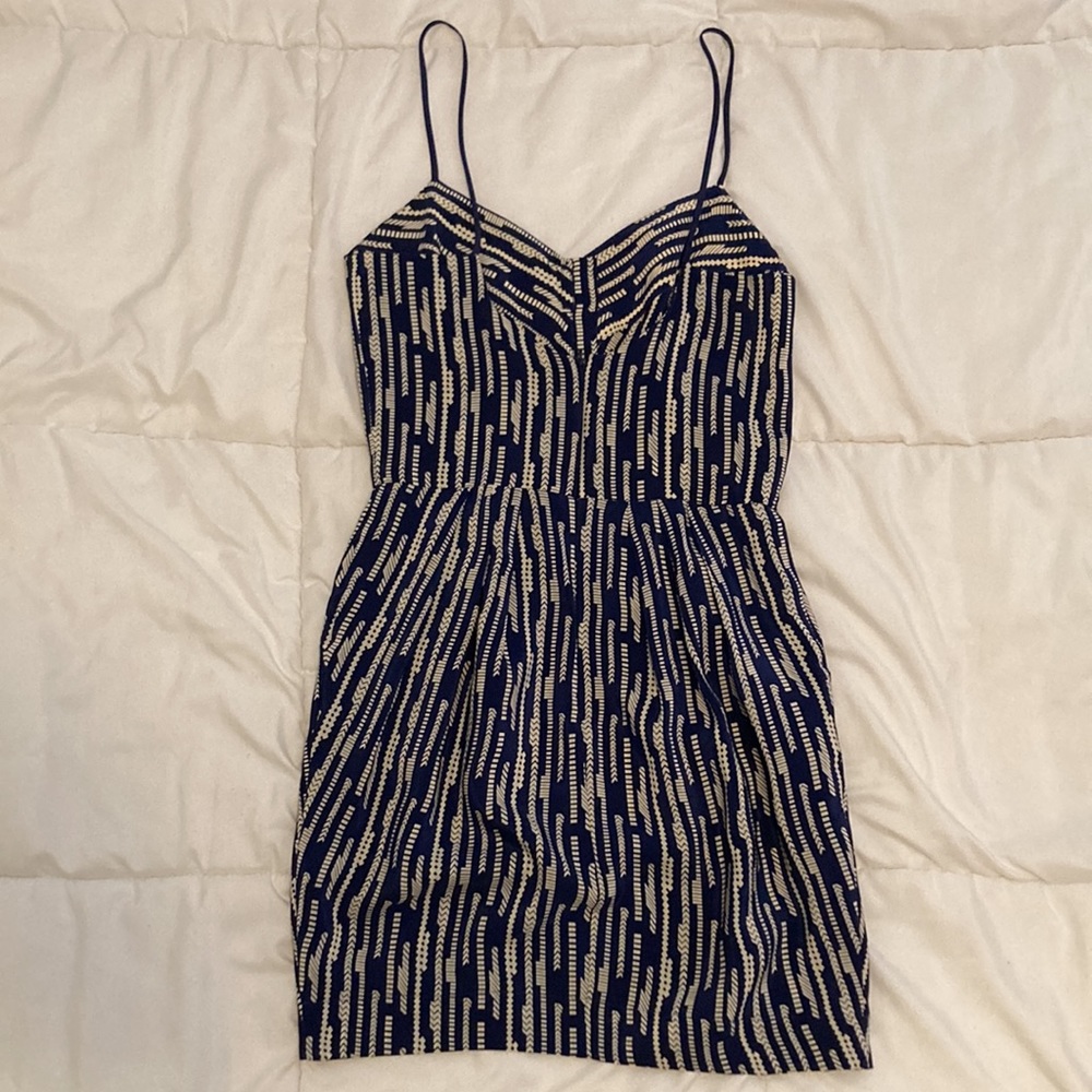 New!! Super Rare!! Myne 100% Silk Mini Dress Size 2 - Picture 9 of 12